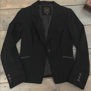 Black Blazer
